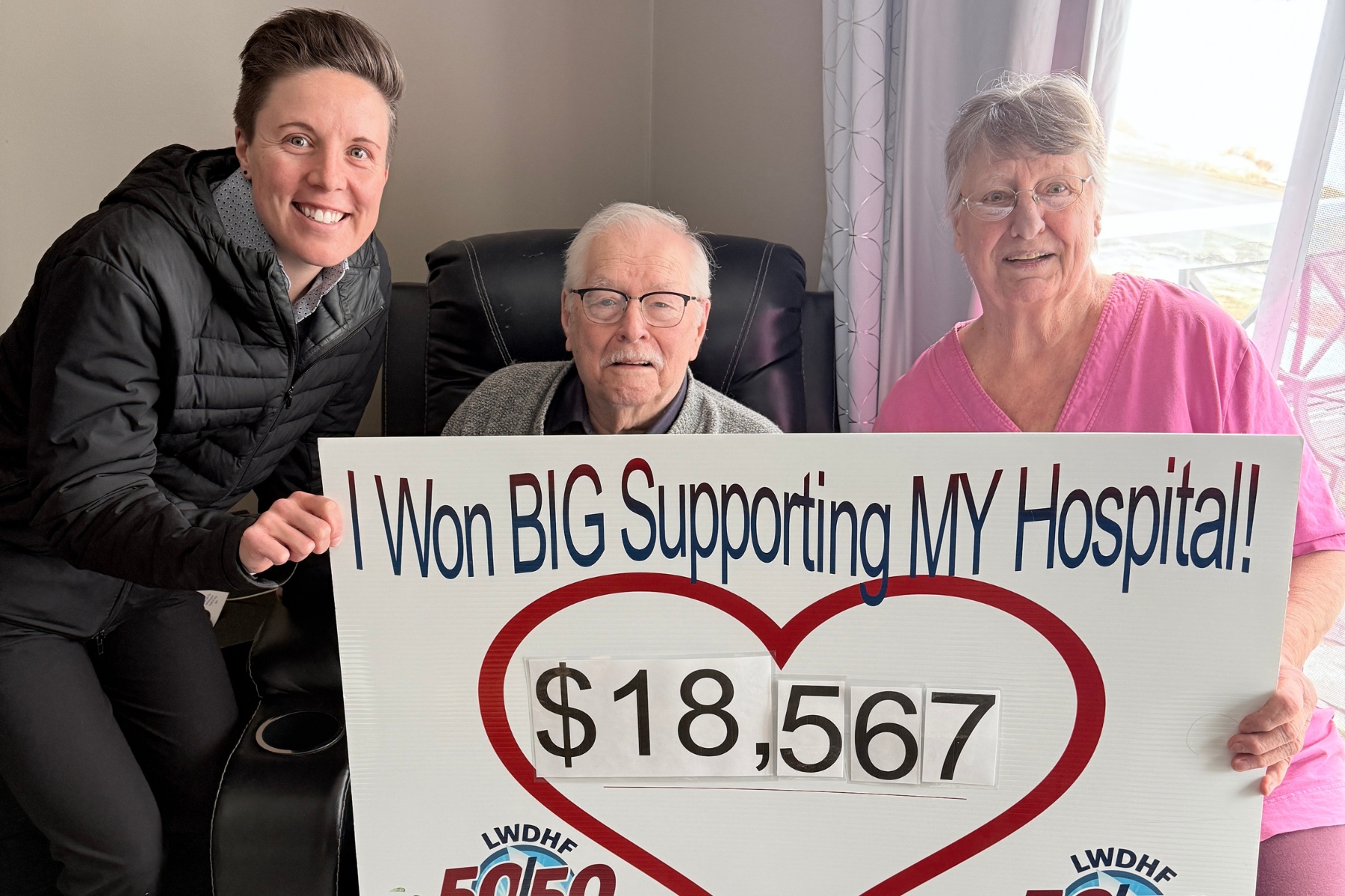 Don and Shirley Carbert celebrate their March 50/50 winnings.